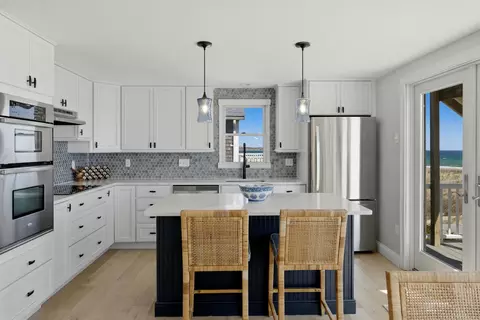 Kitchen - 115 Phillips Rd, Sagamore Beach, MA 02562 photo 2 of 2