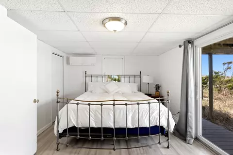 Bedroom - 115 Phillips Rd, Sagamore Beach, MA 02562 photo 4 of 4
