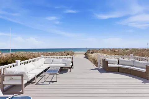 Exterior - 115 Phillips Rd, Sagamore Beach, MA 02562 photo 2 of 5