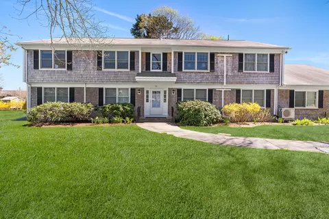 176 Mill Rd #4B, Falmouth, MA 02540