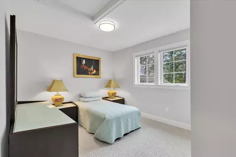 Bedroom - 20 Saltwater Cir, Mashpee, MA 02649 photo 3 of 6