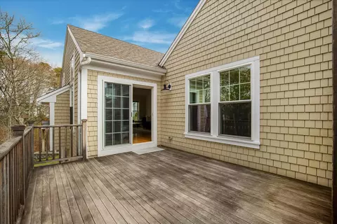 Exterior - 20 Saltwater Cir, Mashpee, MA 02649 photo 3 of 4