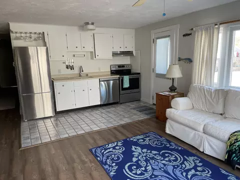690 Commercial St UNIT 5D, Provincetown, MA 02657