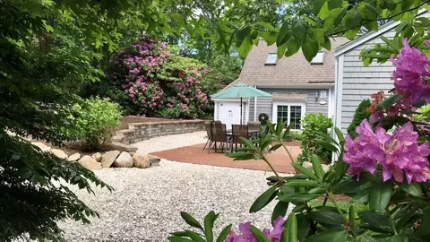 8 Wharf Ave, Mashpee, MA 02649