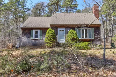 25 Whitman Ln, Wellfleet, MA 02667