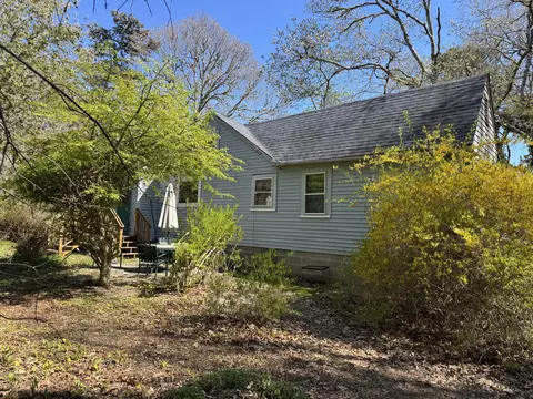 199 Telegraph Rd, Dennis Port, MA 02639