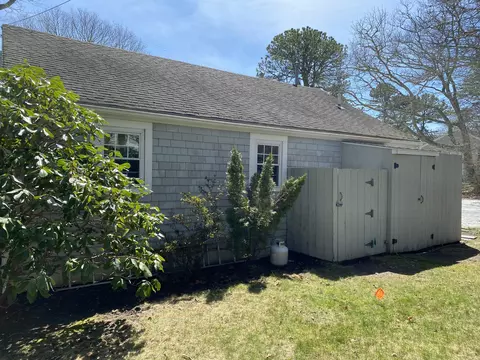 Exterior - 10 Wharf Ave, Mashpee, MA 02649 photo 4 of 5