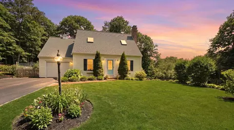 21 Many Oaks Cir, Yarmouth Port, MA 02675