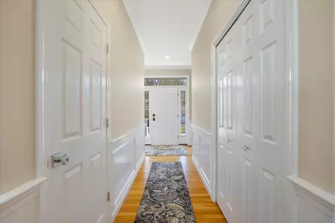 Entry Way - 11 Snead Dr, Mashpee, MA 02649 photo 2 of 3