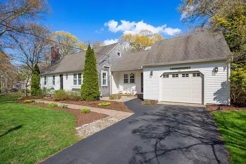 Exterior - 161 Beechtree Dr, Brewster, MA 02631 photo 5 of 19