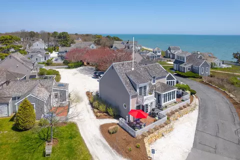 4 Race Point Rd UNIT 4, Mashpee, MA 02649