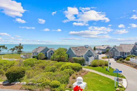 4 Race Point Rd UNIT 4, Mashpee, MA 02649
