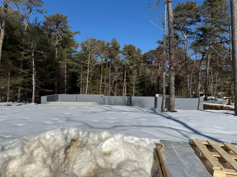 8 Osprey Ct, Mashpee, MA 02649 photo 6