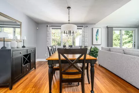 Dining - 21 Rolling Green Ln, Mashpee, MA 02649 photo 3 of 3