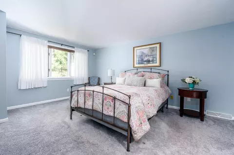 Bedroom - 21 Rolling Green Ln, Mashpee, MA 02649 photo 1 of 5