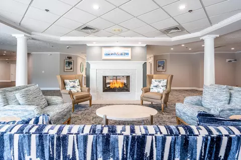 Living - 21 Rolling Green Ln, Mashpee, MA 02649 photo 5 of 5