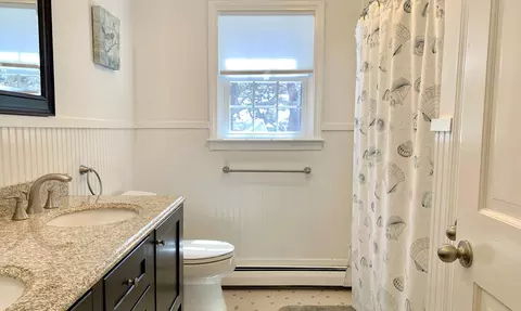 Bath - 20 Priscilla Cir, Eastham, MA 02642 photo 6 of 8