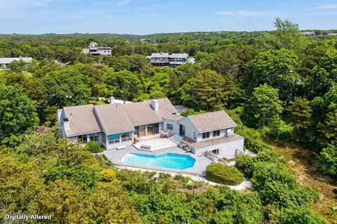 7 Turnstone Rd, Truro, MA 02666