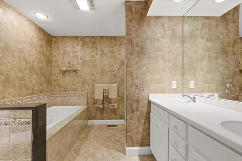 3 Periwinkle Ct UNIT 3, Buzzards Bay, MA 02532 photo 20
