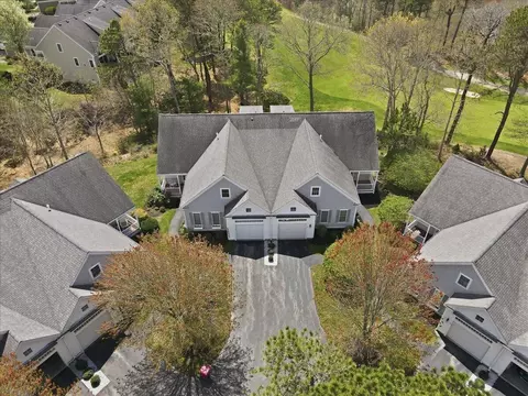 3 Periwinkle Ct UNIT 3, Buzzards Bay, MA 02532 photo 47