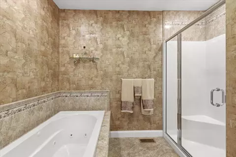 3 Periwinkle Ct UNIT 3, Buzzards Bay, MA 02532 photo 21