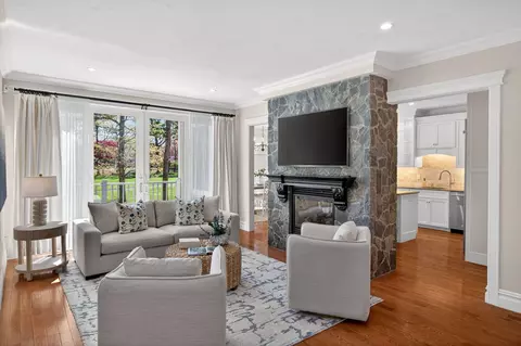 Living - 2 Quinns Way UNIT 2, Mashpee, MA 02649 photo 2 of 4