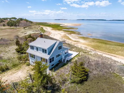 1005 3rd Ave, Wellfleet, MA 02667
