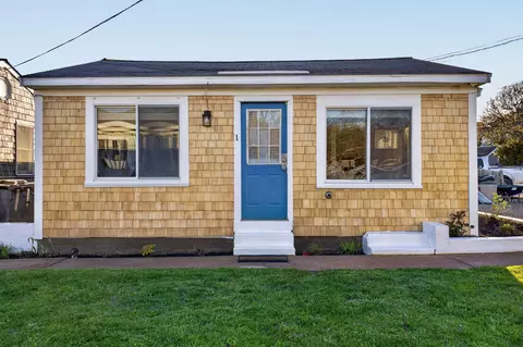 887 Commercial St UNIT 1, Provincetown, MA 02657
