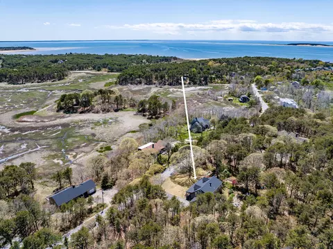 360 Pilgrim Spring Rd, Wellfleet, MA 02667 photo 3