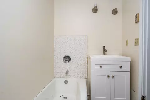 Bath - 2926 Main St, Brewster, MA 02631 photo 3 of 3