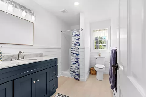 Bath - 1295 Massasoit Rd, Eastham, MA 02642 photo 1 of 3