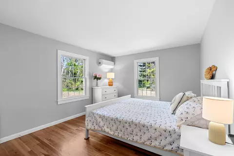 Bedroom - 1295 Massasoit Rd, Eastham, MA 02642 photo 3 of 6