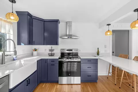 Kitchen - 1295 Massasoit Rd, Eastham, MA 02642 photo 6 of 6