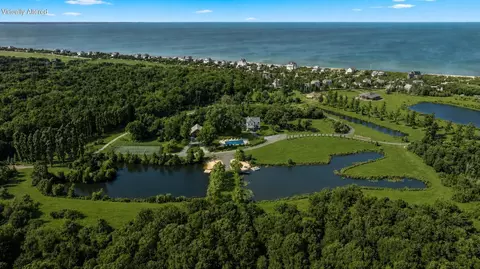 46 Roos Rd, East Sandwich, MA 02537