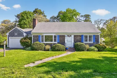 35 Joe Lincoln Rd, West Harwich, MA 02671