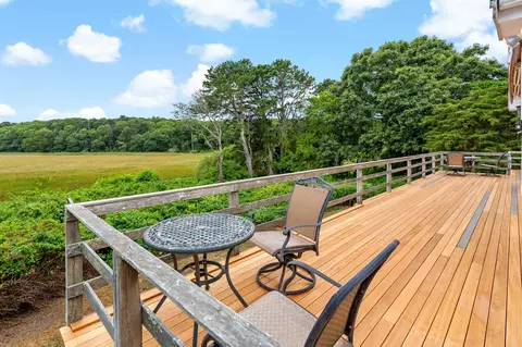 Exterior - 107 Abbey Gate, Cotuit, MA 02635 photo 2 of 3