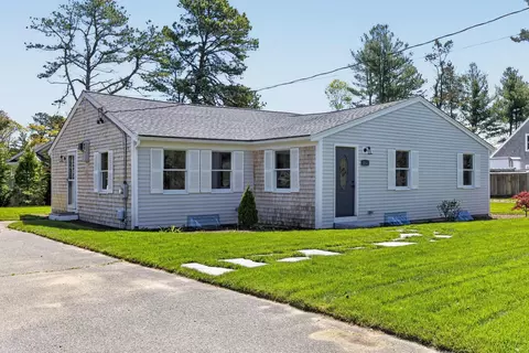 114 Orchard Rd, Mashpee, MA 02649