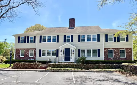 727 Main St #B1, Osterville, MA 02655