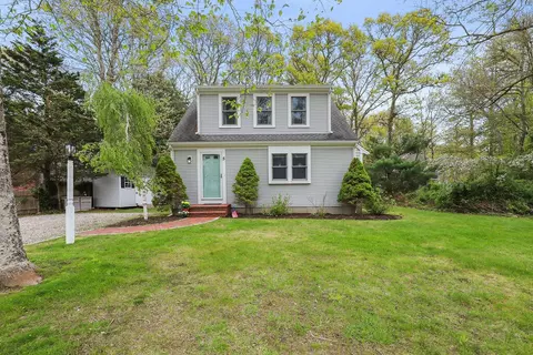 5 Deerfield Rd, Mashpee, MA 02649 photo 3