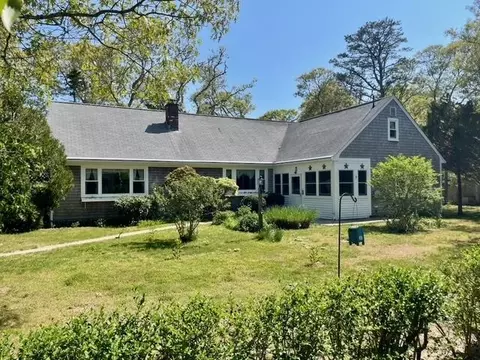 3 Lighthouse Ln, Eastham, MA 02642