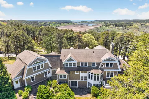 120 High Meadow Rd, Wellfleet, MA 02667