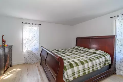 Bedroom - 191 James Cir, Mashpee, MA 02649 photo 1 of 3