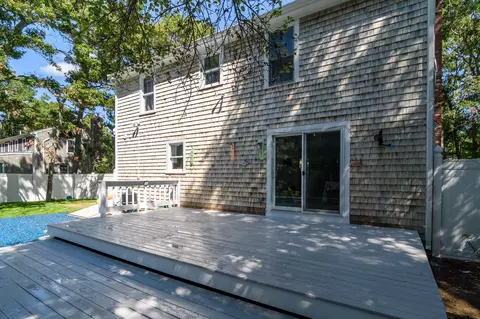Exterior - 191 James Cir, Mashpee, MA 02649 photo 5 of 12