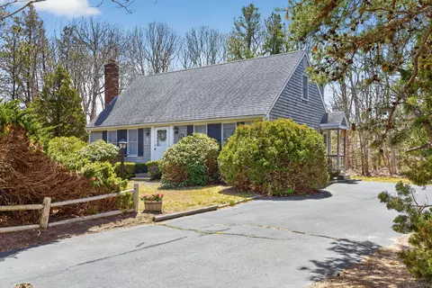 155 Sea Gull Ln, Eastham, MA 02642