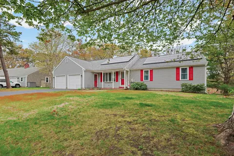 125 Sullivan Rd, West Yarmouth, MA 02673