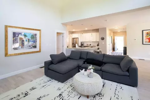 32 Starboard Dr UNIT 32, Buzzards Bay, MA 02532