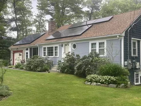 8 Brigantine Ave, Osterville, MA 02655