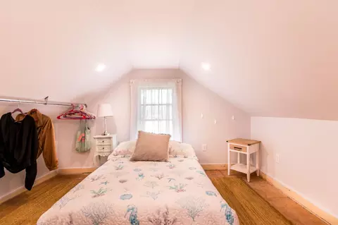 26 Wilson Ave, Buzzards Bay, MA 02532 photo 19