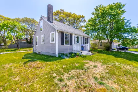 26 Wilson Ave, Buzzards Bay, MA 02532 photo 21