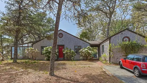2 Brettwood Rd, Harwich, MA 02645